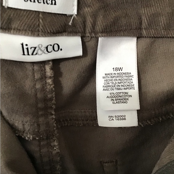 Designer women, pants. Liz Claiborne. Stretched. Size 18 W. - Picture 5 of 7